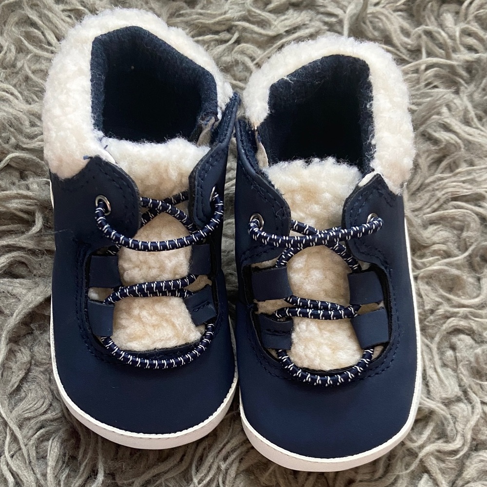 The Children's Place Navy Moccasins with Cream Lining
